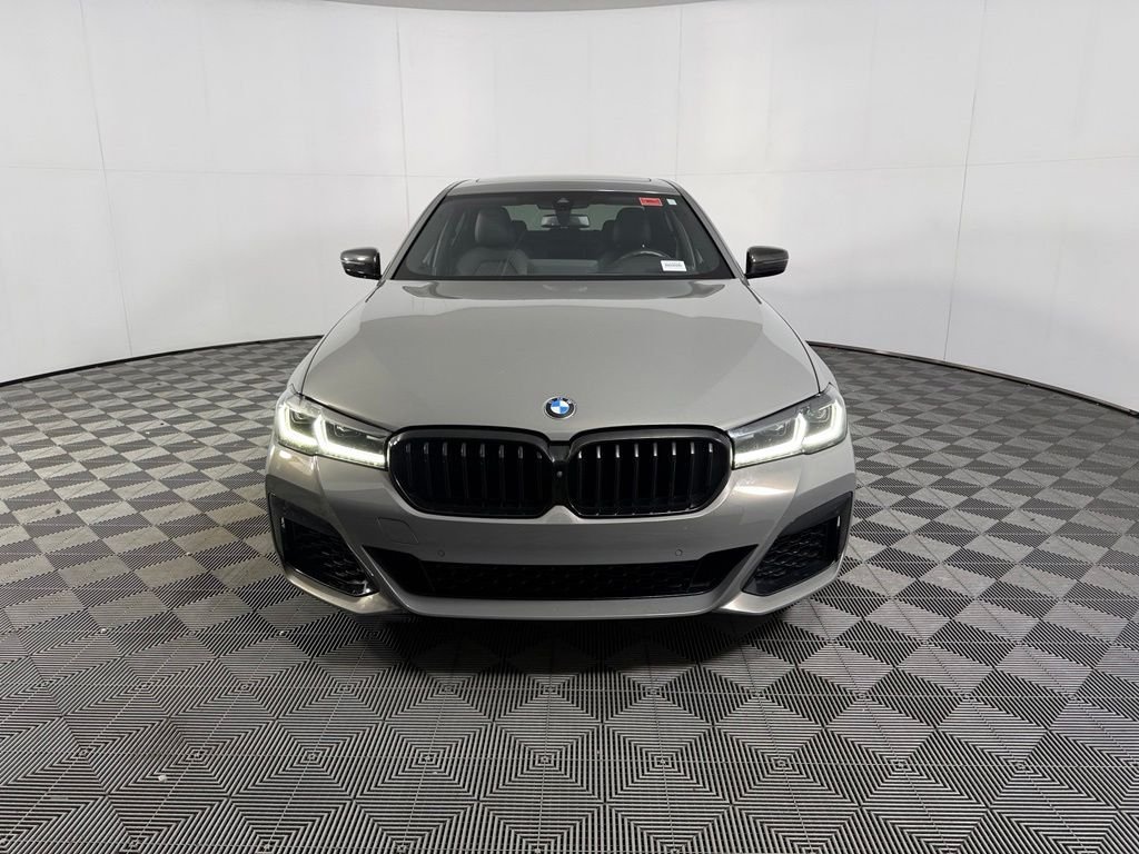 Used 2021 Gray BMW 540i image 9