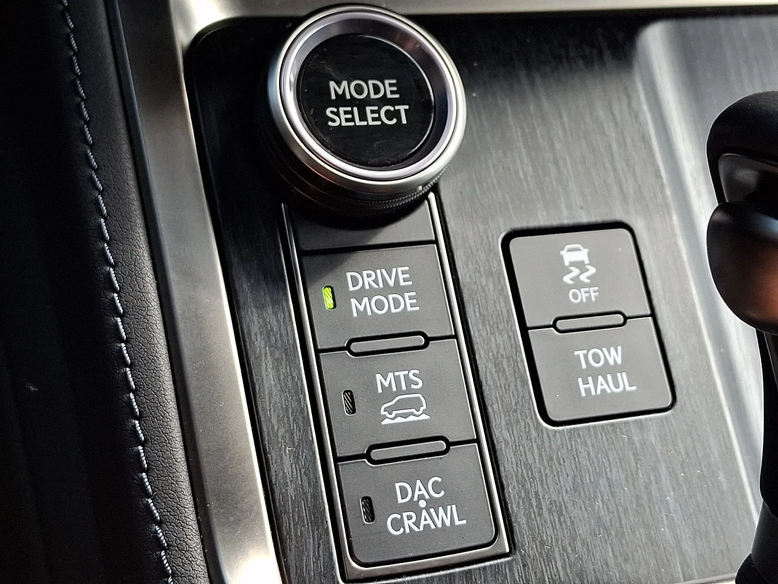 Used 2024 ATOMIC SILVER (1J7) / BLA Lexus  image 24