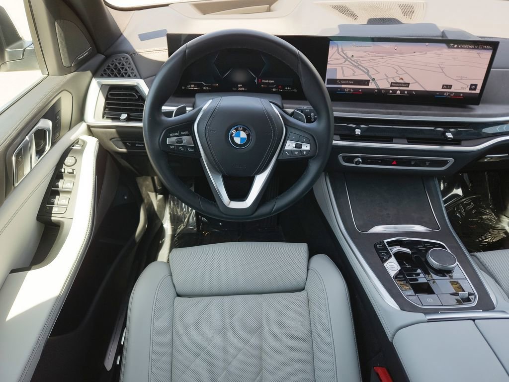Used 2024 Alpine White BMW xDrive50e image 20