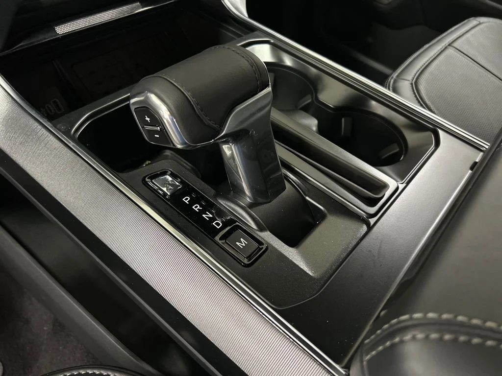 New 2026 White Ford Platinum image 29