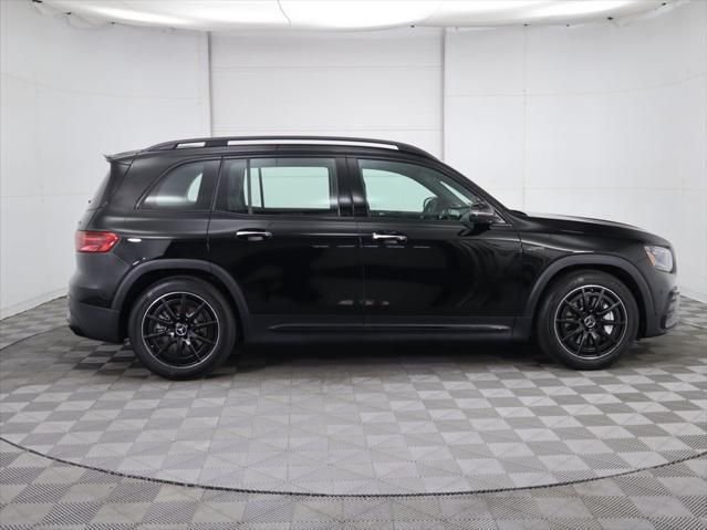 2026 Mercedes-Benz GLB AMG GLB 35 - Photo 4