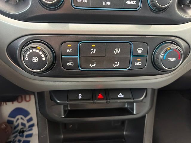 Used 2016 Silver Ice Metallic Chevrolet LT image 20