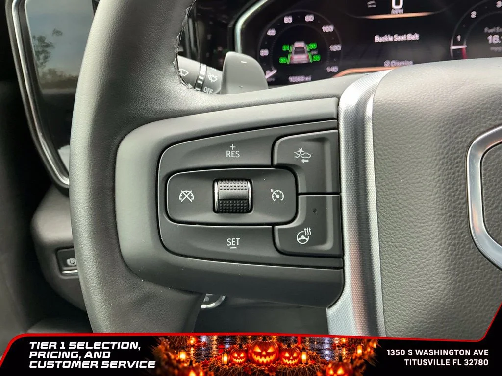 Certified Used 2025 Titanium Rush Metallic GMC SLT image 42