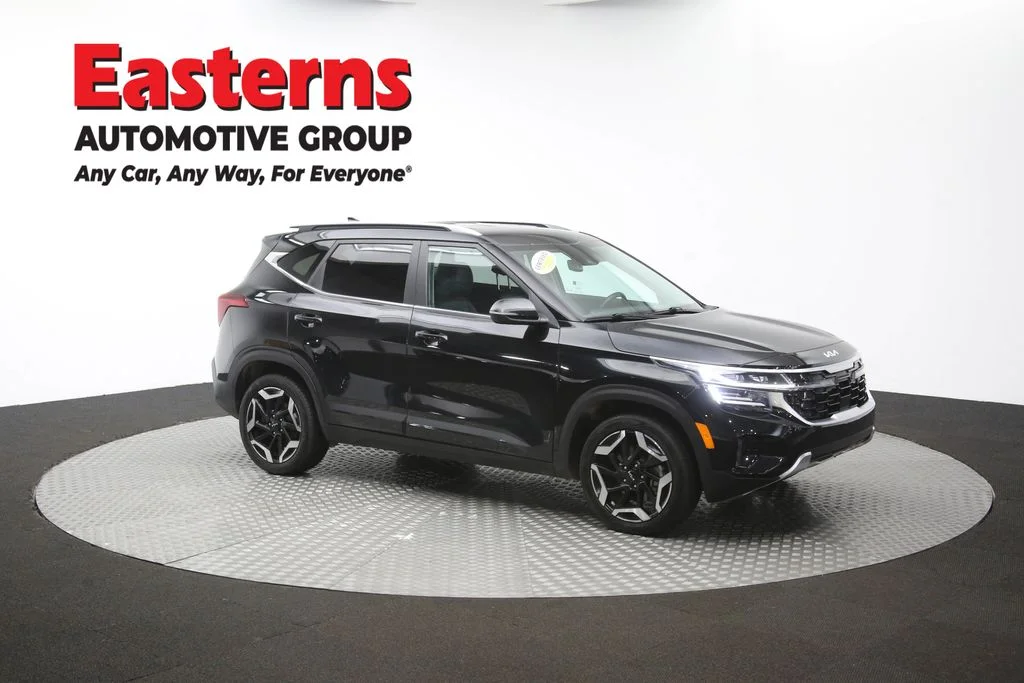 Used 2024 Black Kia SX image 46
