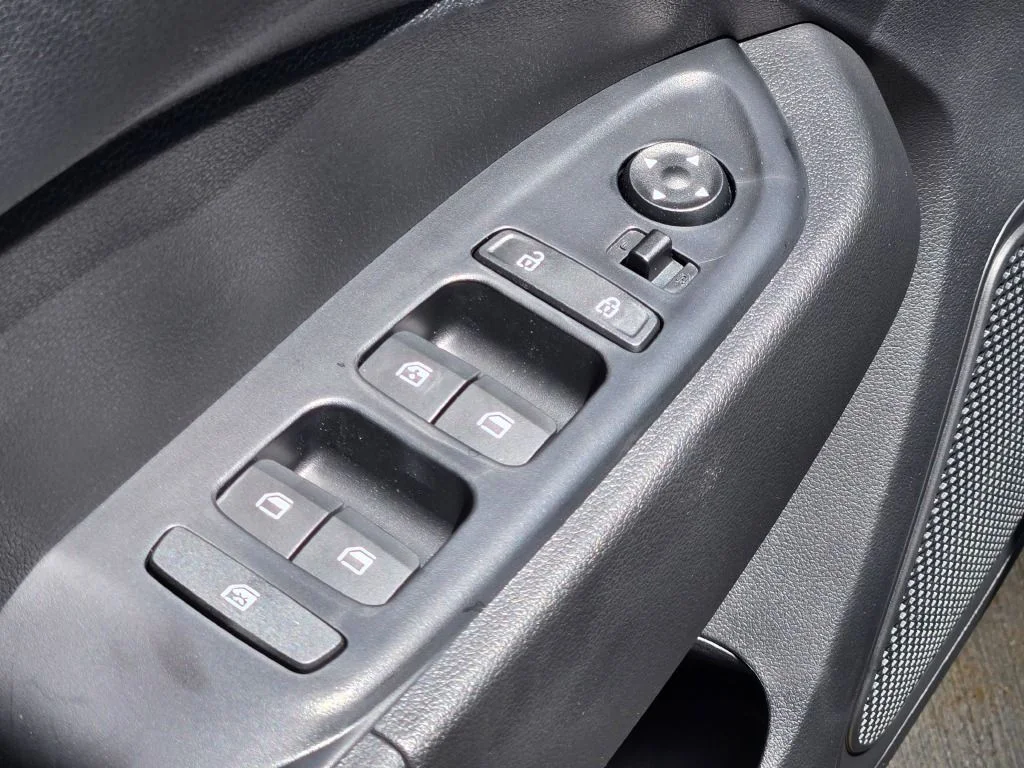 New 2026 Onyx Black Hyundai SEL image 19