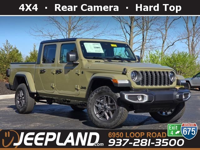 2026 Jeep Gladiator Sport S Auto's photo