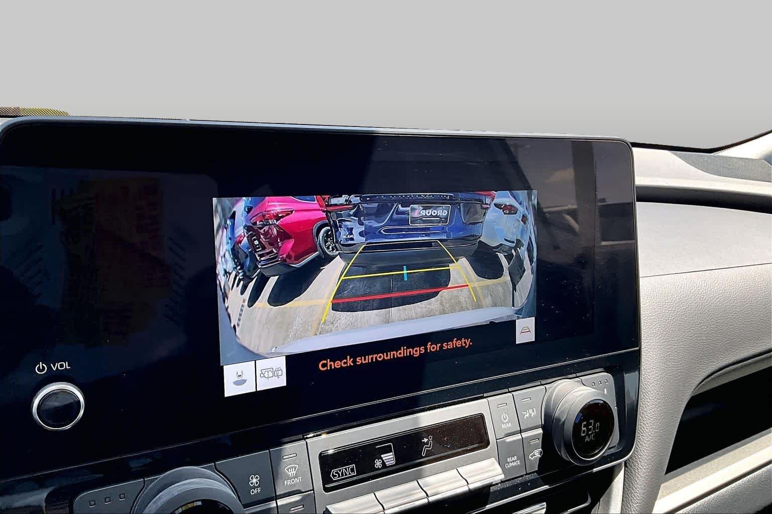 Used 2024 Wind Chill Pearl Toyota Hybrid XLE image 27