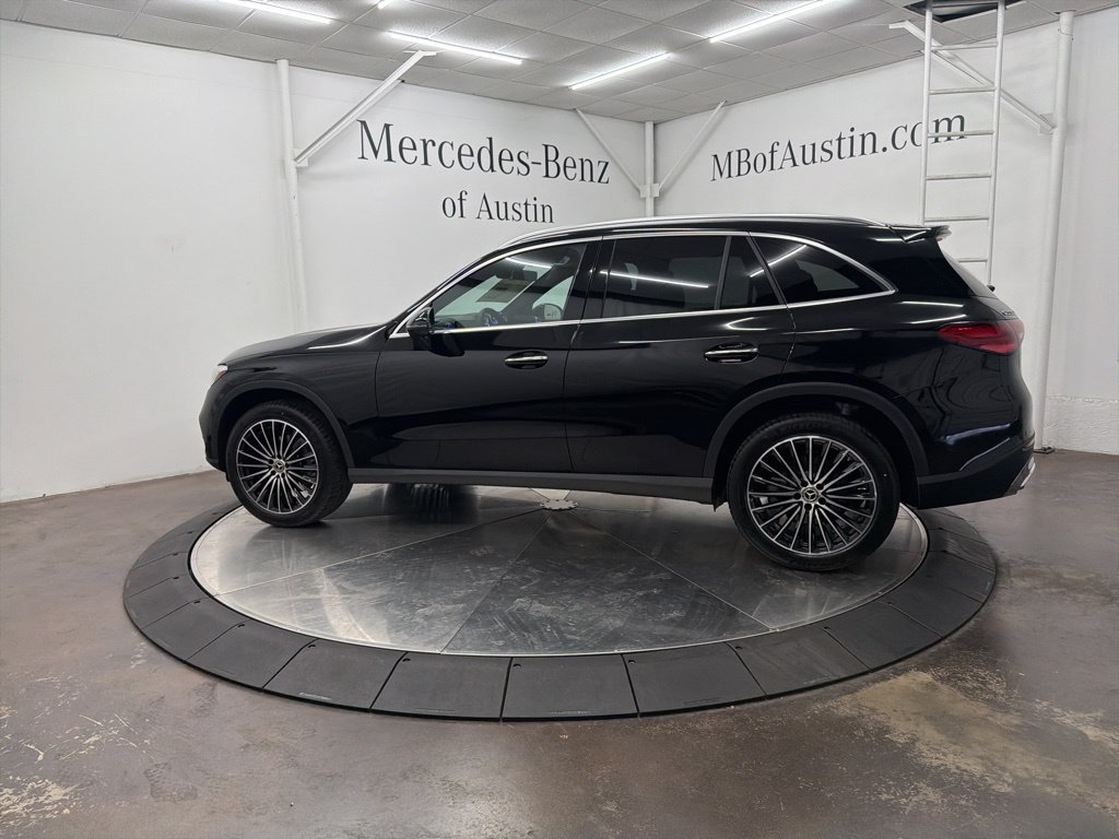 Certified Used 2026 Black Mercedes-Benz GLC 300 image 4