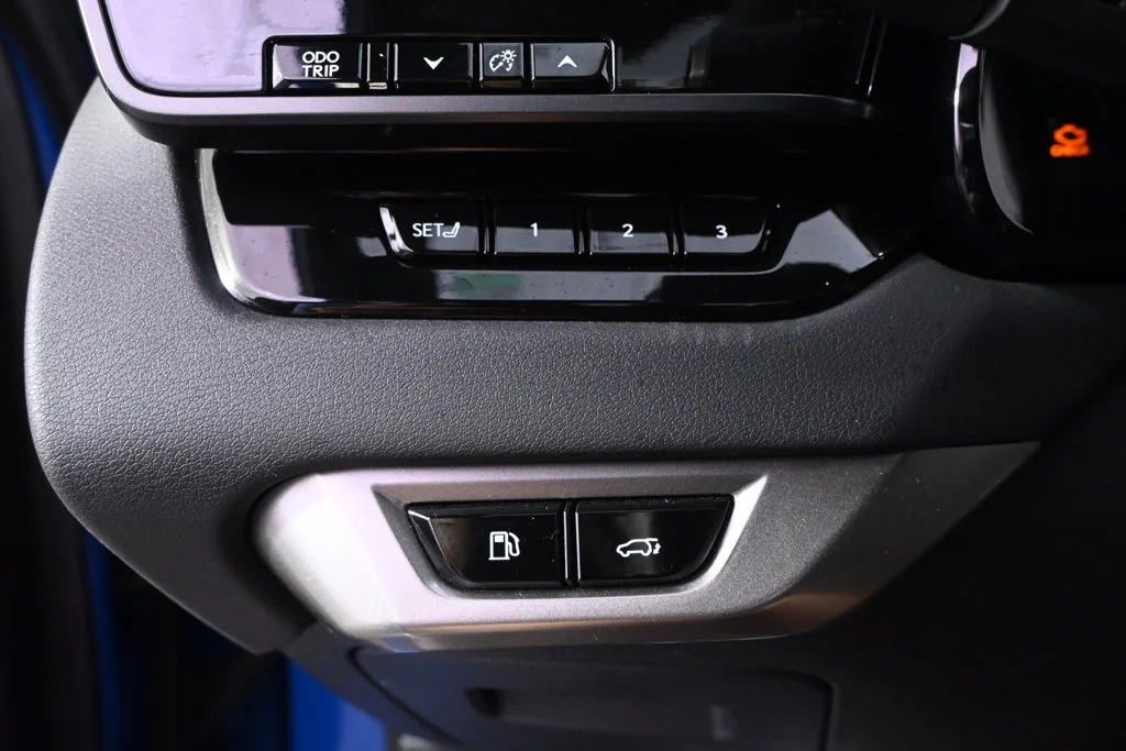 Used 2023  Lexus RX 350 image 24