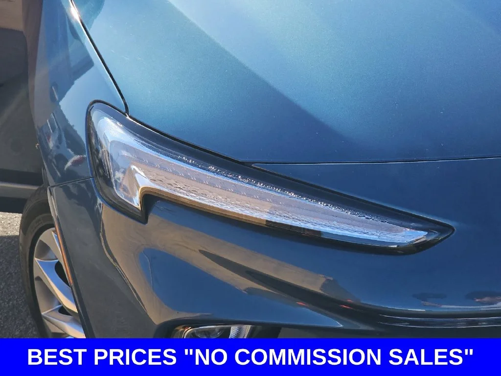 Used 2024 Blue Buick Avenir image 34