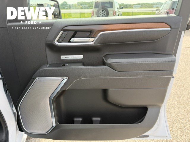 Certified Used 2025 White Frost Tri-Coat GMC Denali image 43