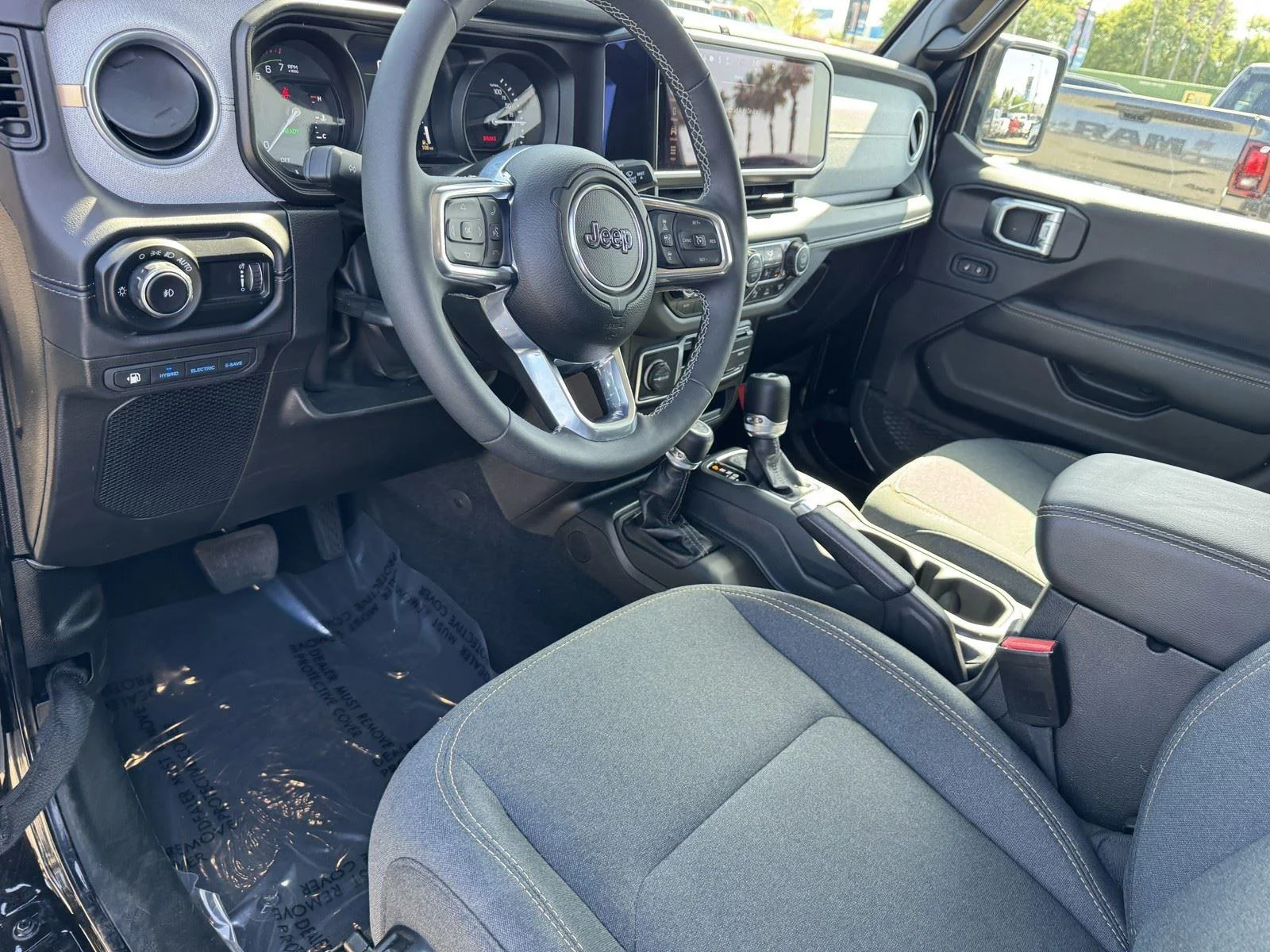 Certified Used 2025 Black Clearcoat Jeep Sahara image 14