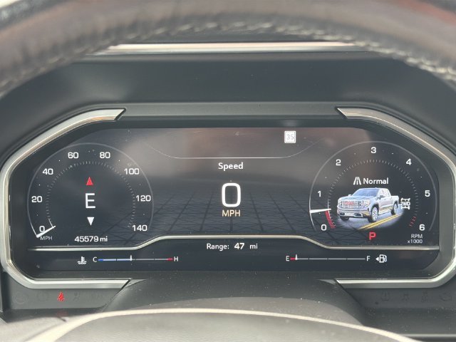 Used 2023  GMC Denali image 27