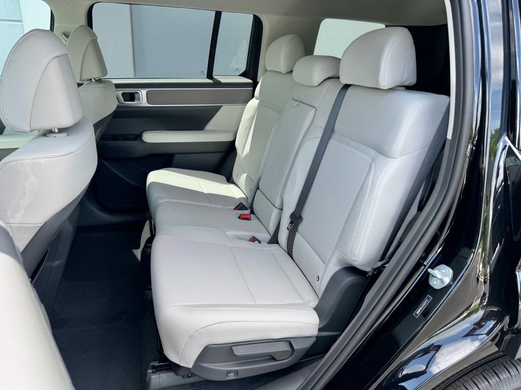 2026 Hyundai Santa Fe SE - Photo 18