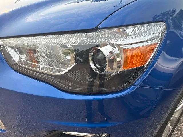 Used 2015 Octane Blue Metallic Mitsubishi ES image 15