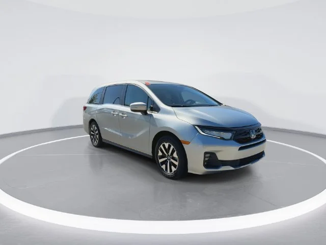 Used 2025  Honda EX-L image 2