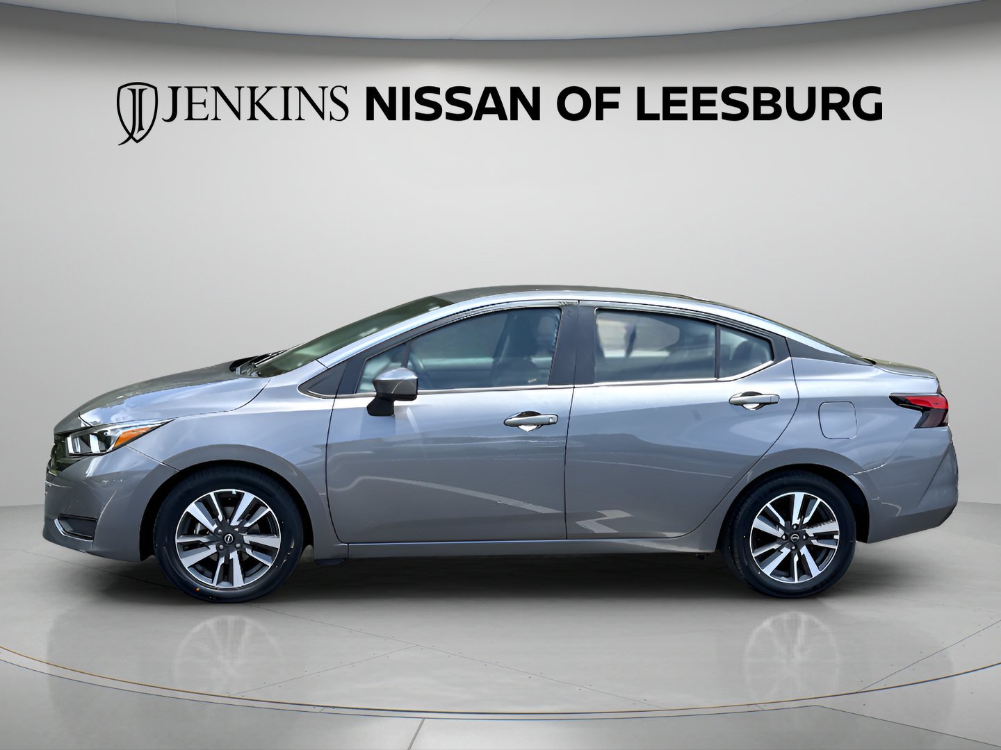 Used 2023 Gun Metallic Nissan SV image 8