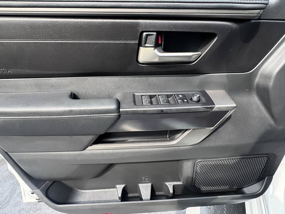 Used 2024 Ice Cap Toyota SR5 image 9
