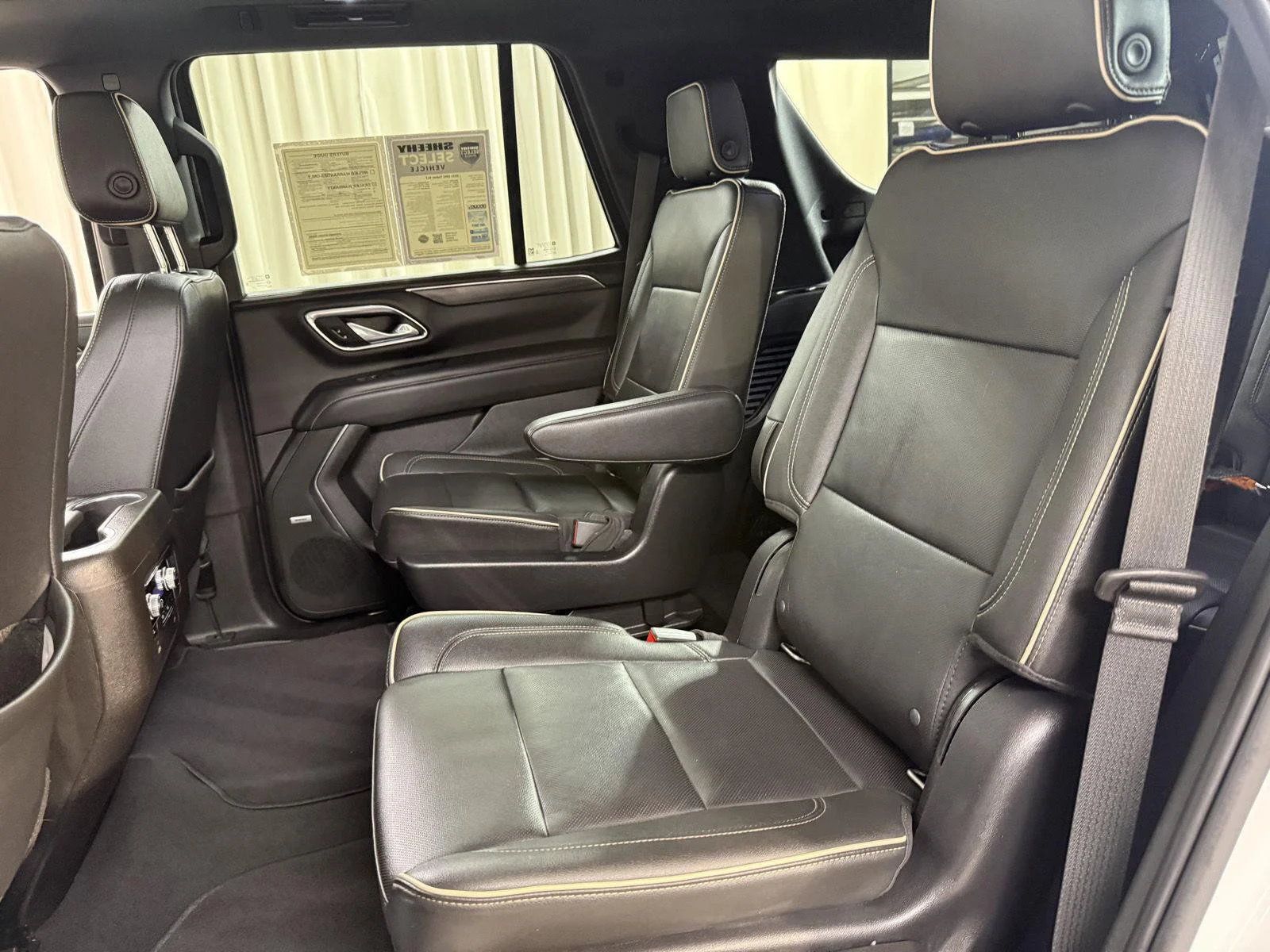 Used 2021 White GMC SLT image 7