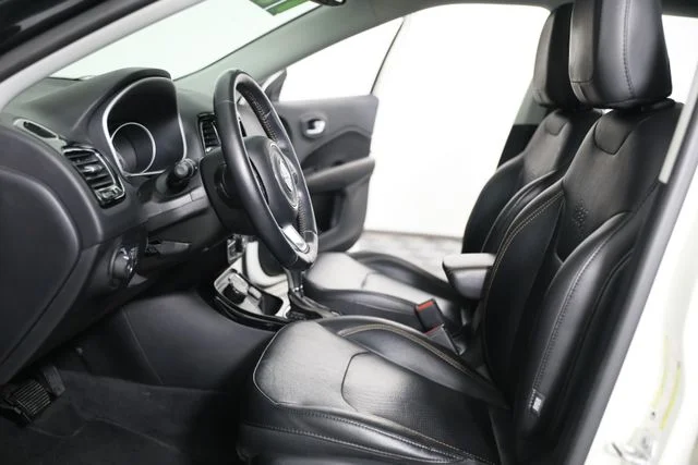 Used 2019 White Jeep Limited image 19