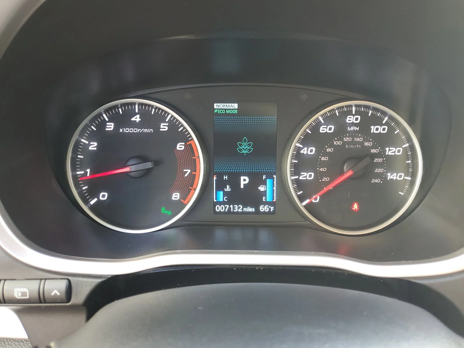 2024 Mitsubishi Eclipse Cross SE - Photo 14