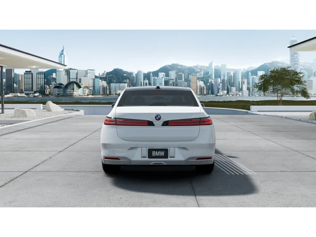 New 2027 Mineral White Metallic BMW 740i xDrive image 5