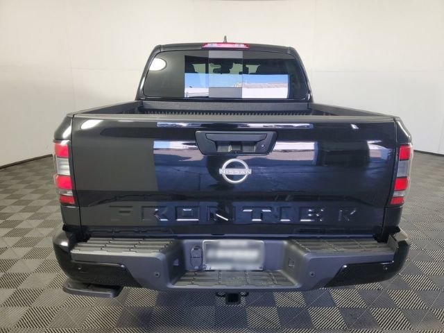 New 2026 Super Black Nissan Crew Cab SV image 6