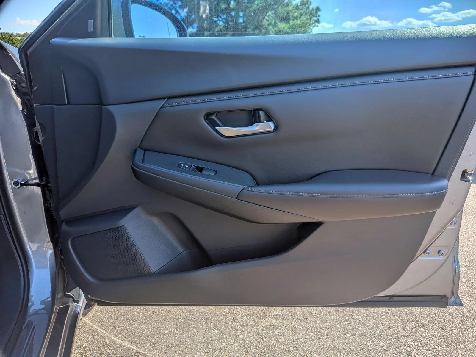 Certified Used 2024 Gun Metallic Nissan SV image 34