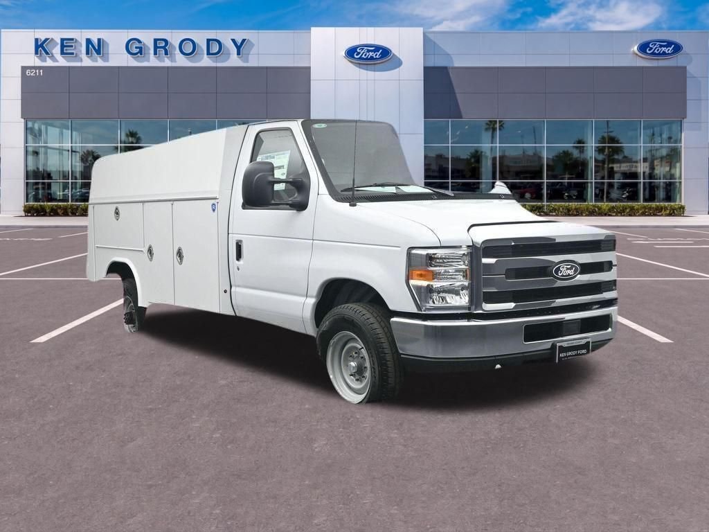 New 2026 Ford Econoline Cutaway Base E-350 in Buena Park #MC262037