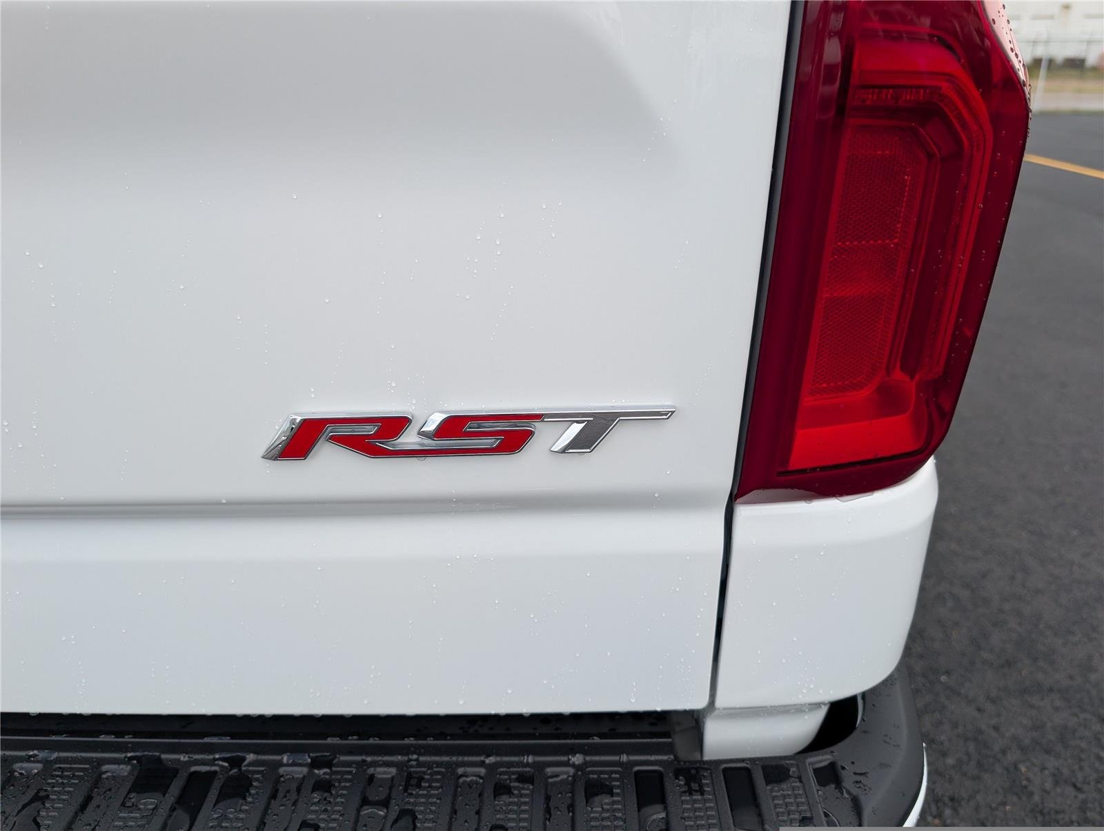 New 2026 Summit White Chevrolet RST image 8