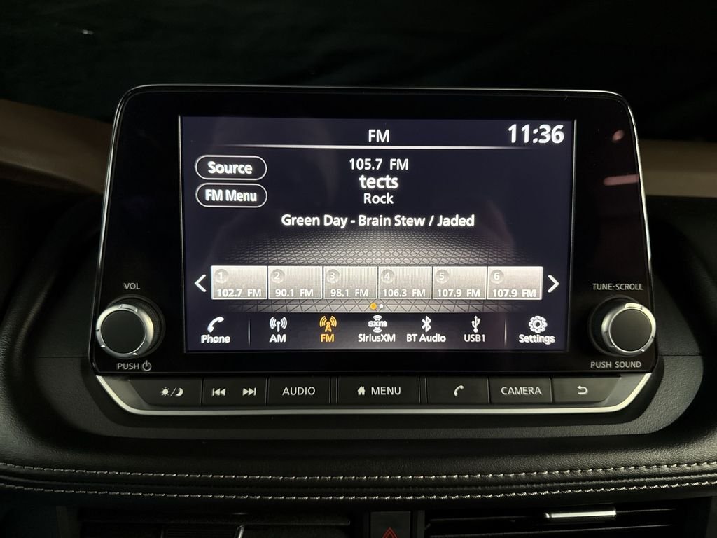 Used 2023 Super Black Nissan SV image 27