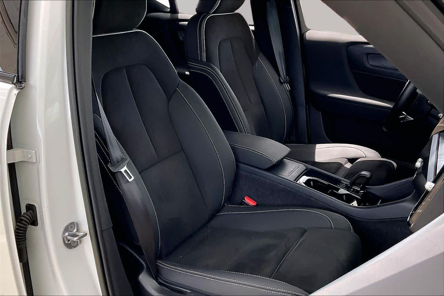 Pre-Owned 2023 Volvo XC40 Recharge Pure Electric Ultimate