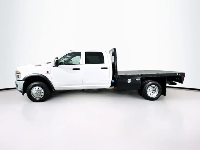 New 2026 Bright White Clear-Coat Exterior Paint RAM TRADESMAN image 4
