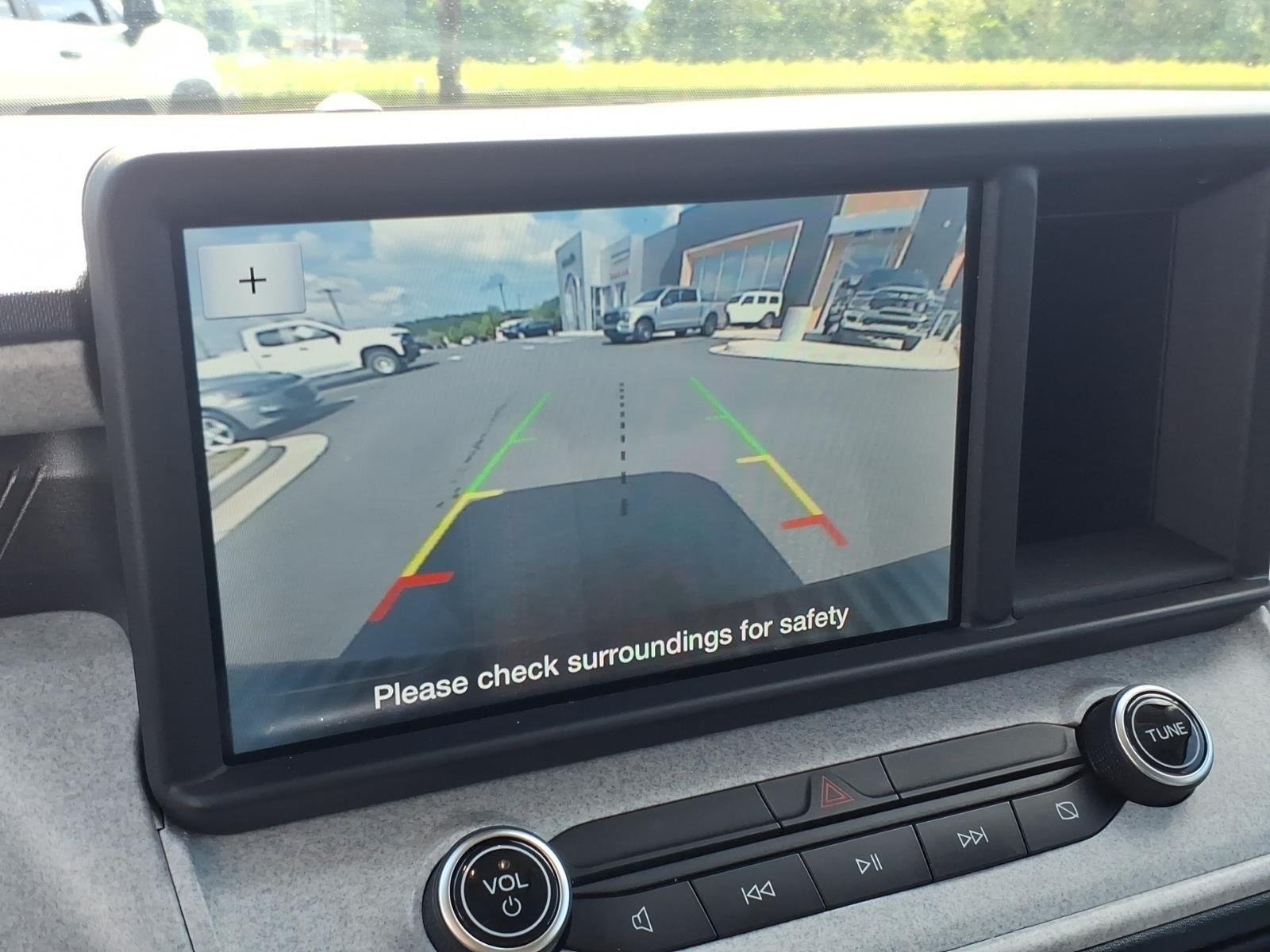 Used 2022  Ford XLT image 4