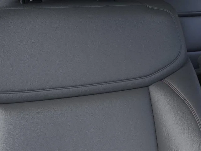 New 2026 Star White Metallic Tri-Coat Ford Active image 30