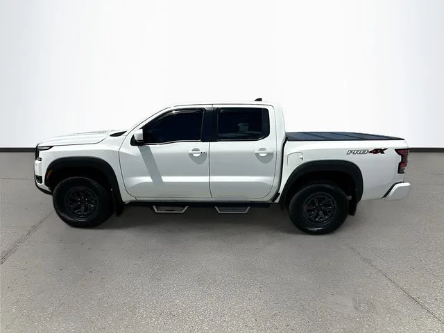 Used 2025 Glacier White Nissan PRO-4X image 4