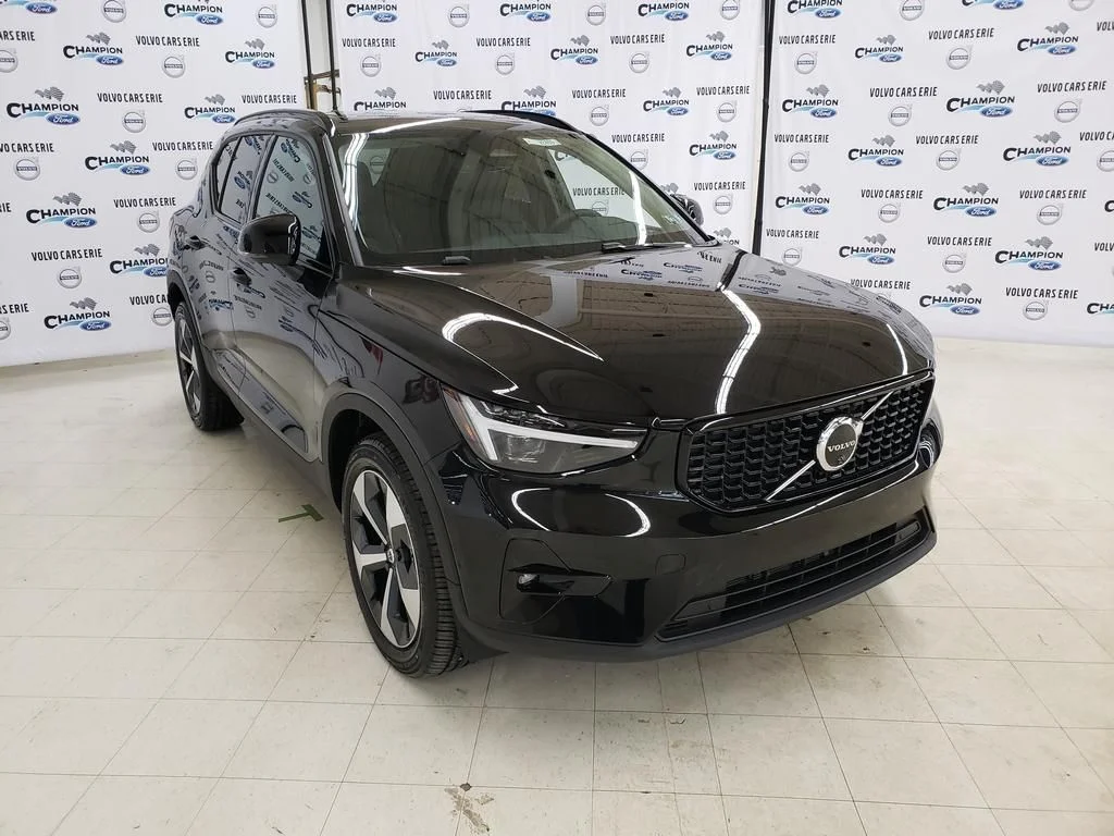 2026 Volvo XC40 Plus