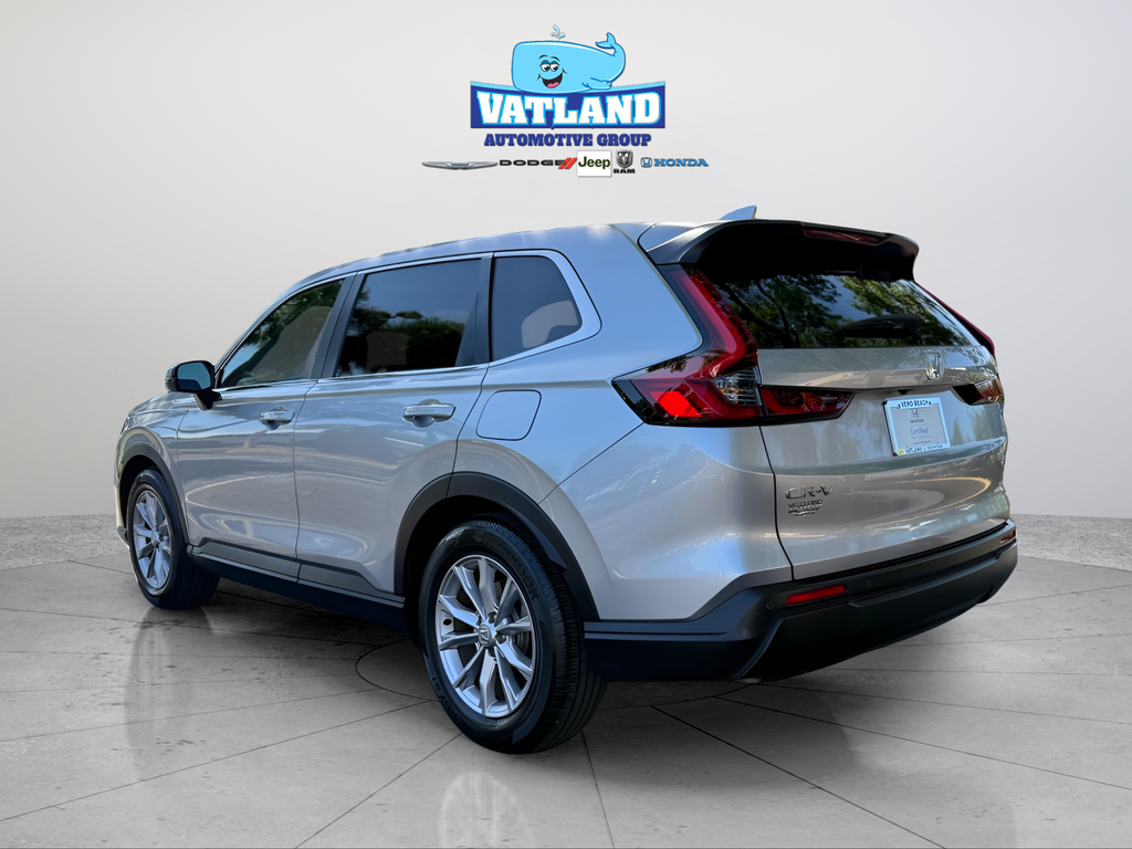 Used 2024 Silver Honda EX-L image 3