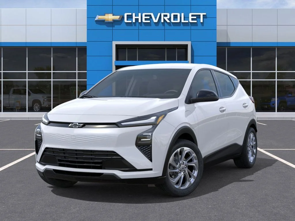 New 2027 White Chevrolet LT image 6