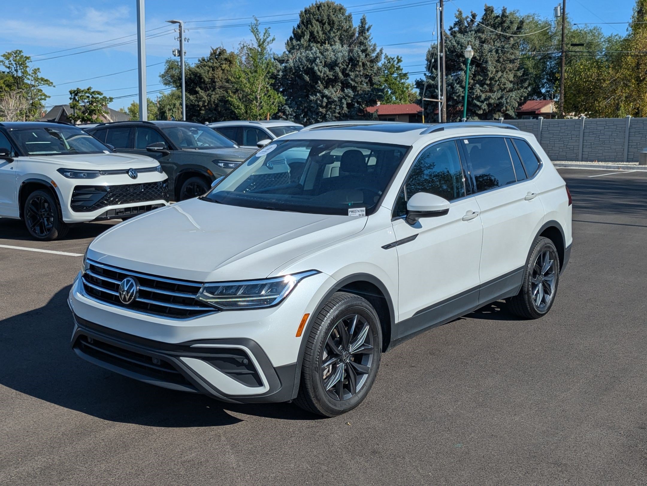 Certified Used 2023 Opal White Volkswagen SE image 9
