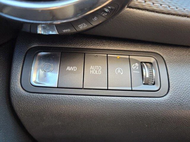Used 2026 Summit White Chevrolet AWD LT image 14
