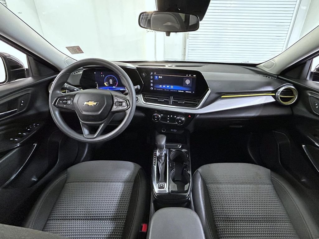 Used 2025 Black Chevrolet LT image 13