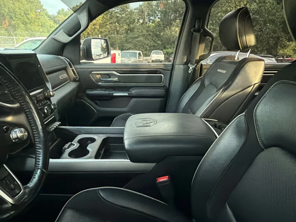 Used 2020 Silver Ram Laramie image 14