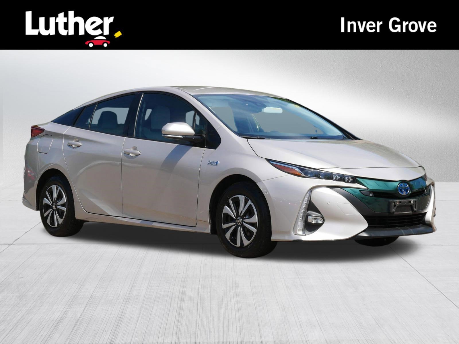 2017 Toyota Prius Prime Advanced's photo