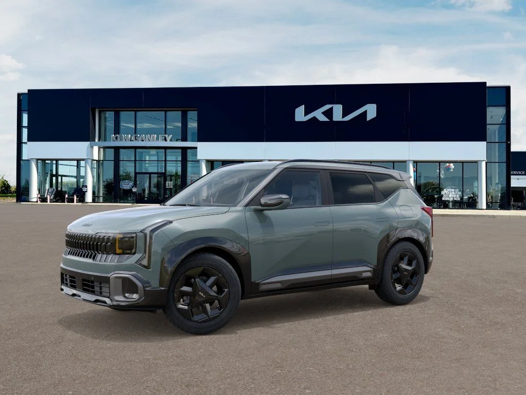 New 2027 Iceberg Green Kia X-Line S image 3