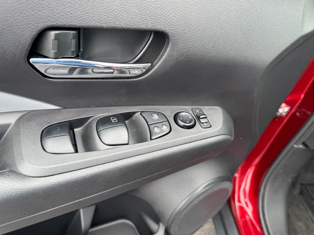 Used 2023 Red Nissan SR image 15