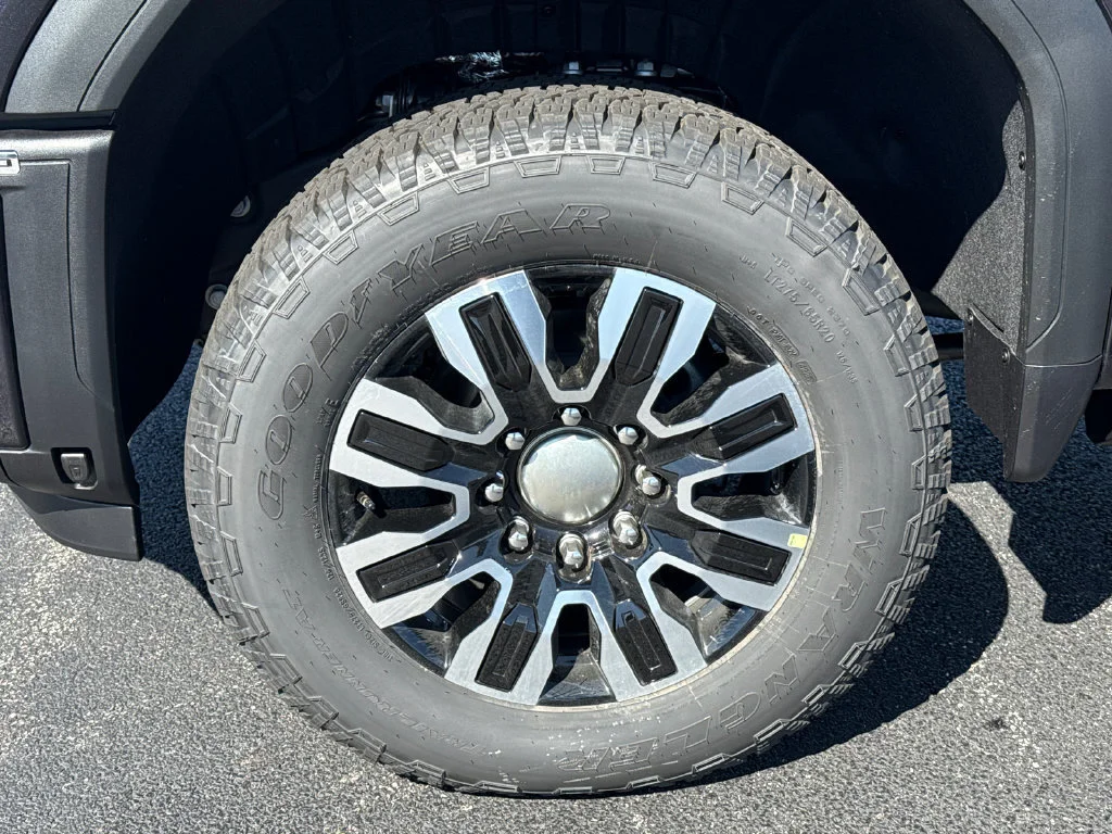 2026 GMC Sierra 2500HD Denali Ultimate - Photo 12