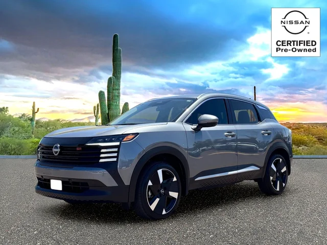 2025 Nissan Kicks SR