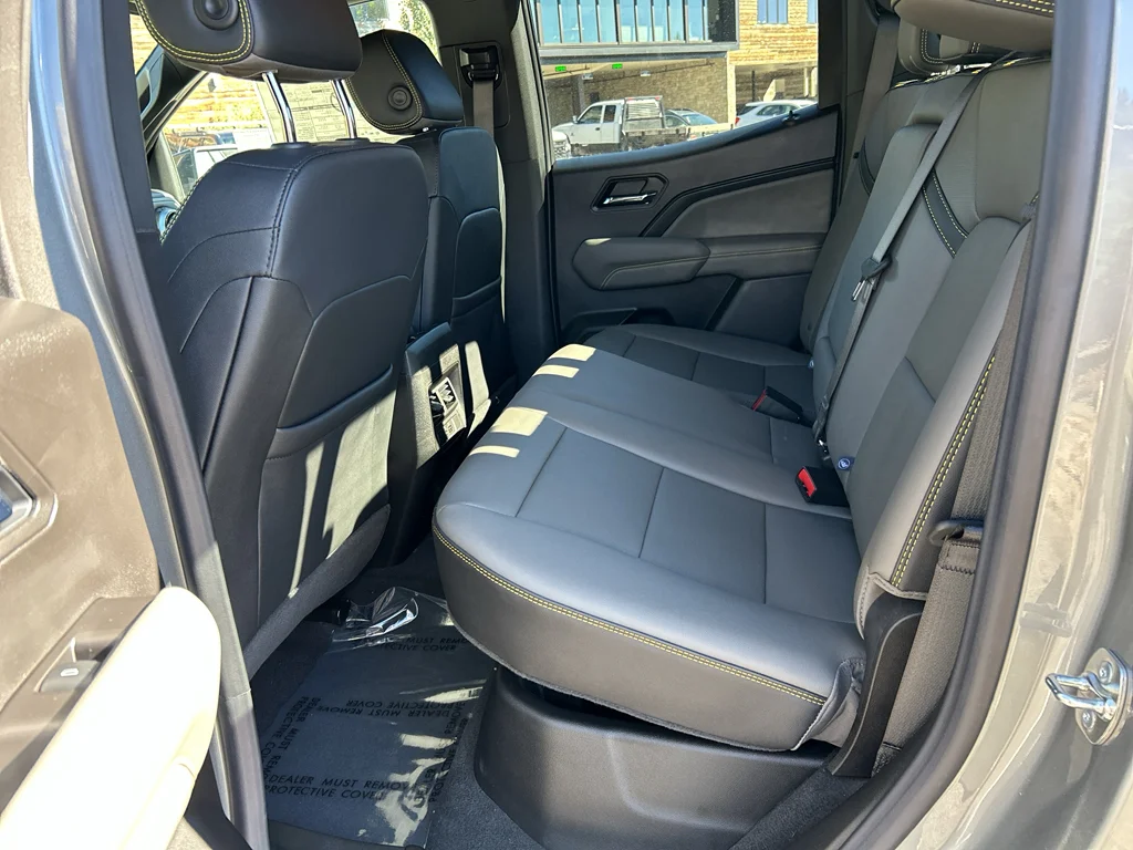 2026 Chevrolet Colorado ZR2 - Photo 13