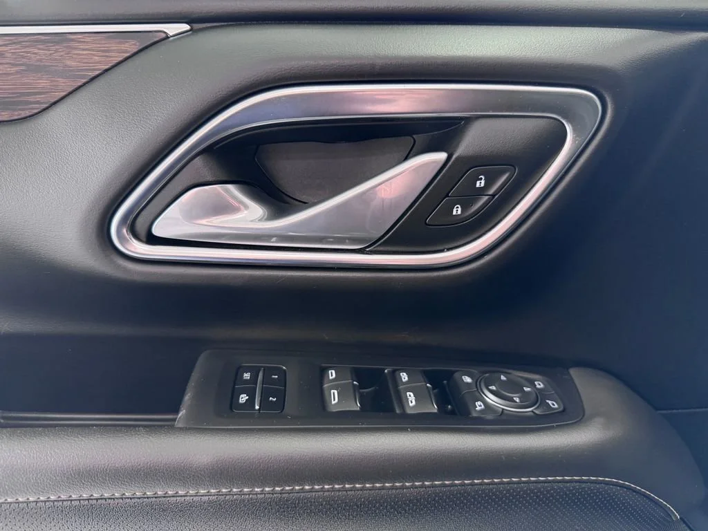 2024 Chevrolet Suburban Premier - Photo 30